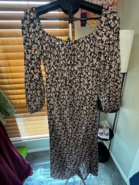 Floral Puff-Sleeve Midi Dress - Black with Blush Floral